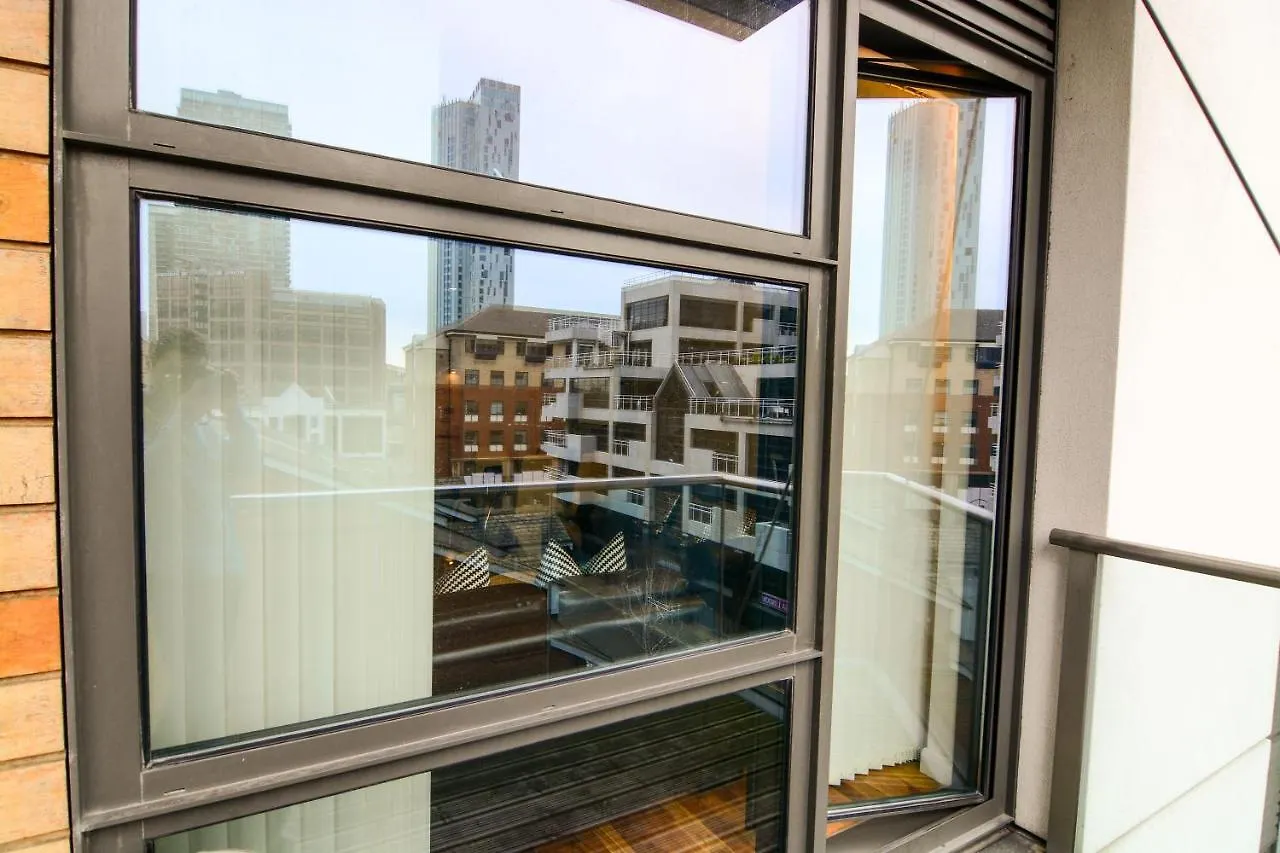 Canary Wharf - Corporate River View Apartments Λονδίνο
