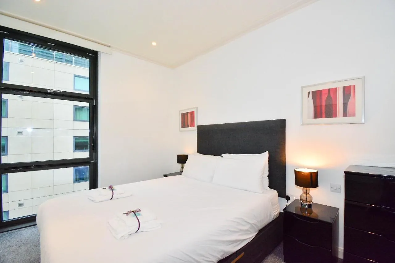 Canary Wharf - Corporate River View Apartments Λονδίνο
