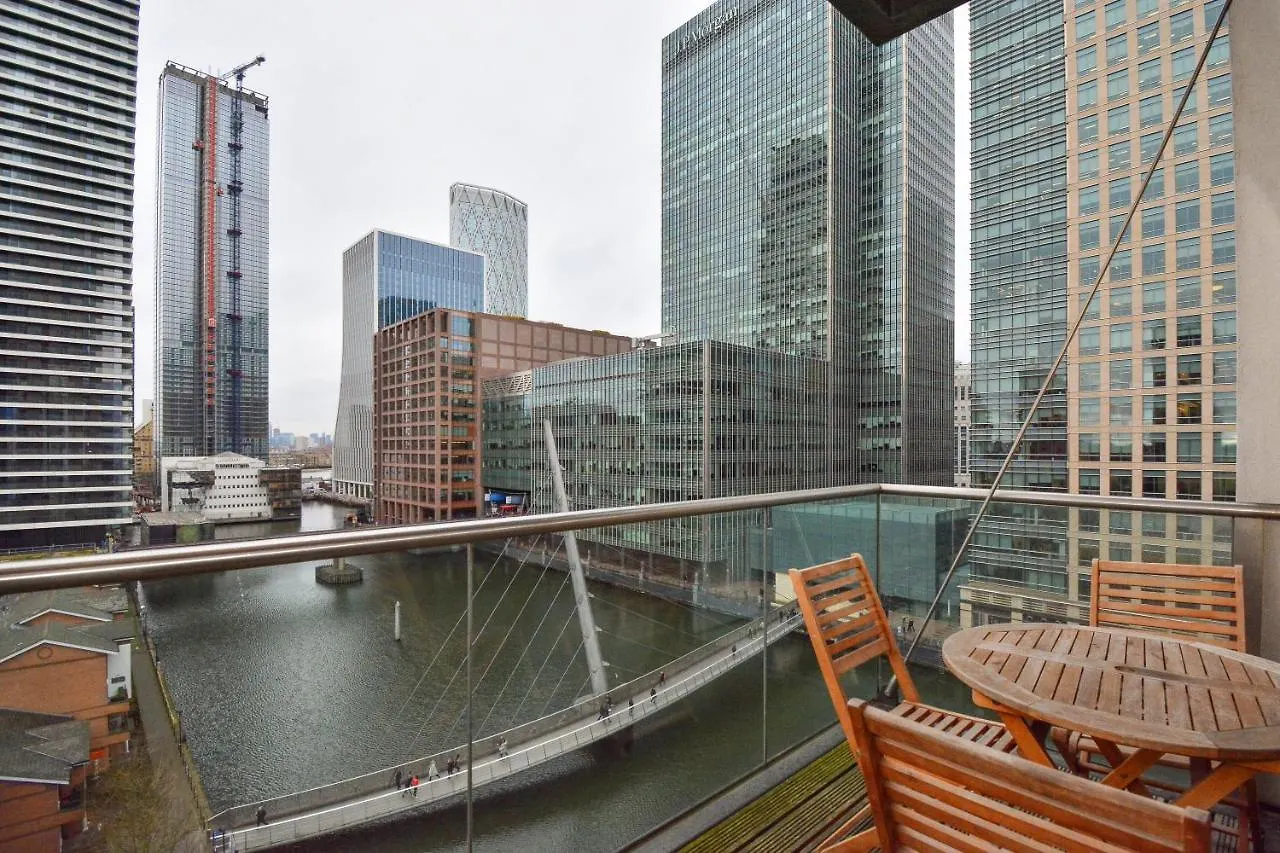 Canary Wharf - Corporate River View Apartments Λονδίνο
